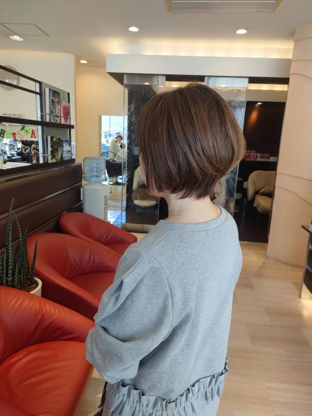 女性ショートカットモデルさん募集しております!