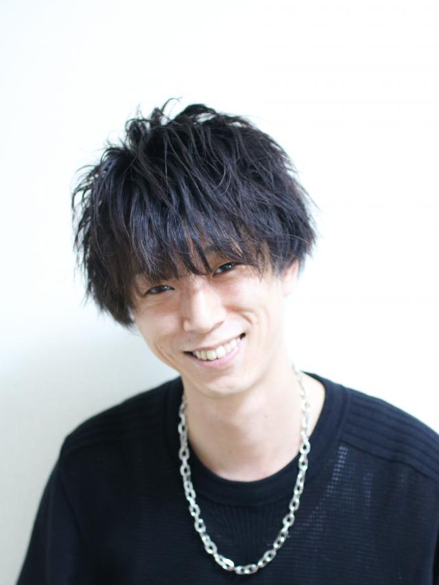 中山栄一