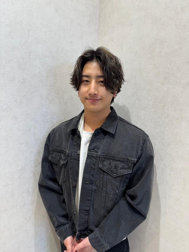 足立 剛士