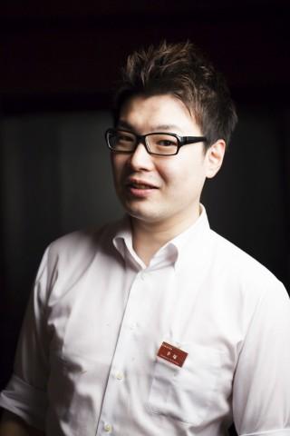 手塚 智哉