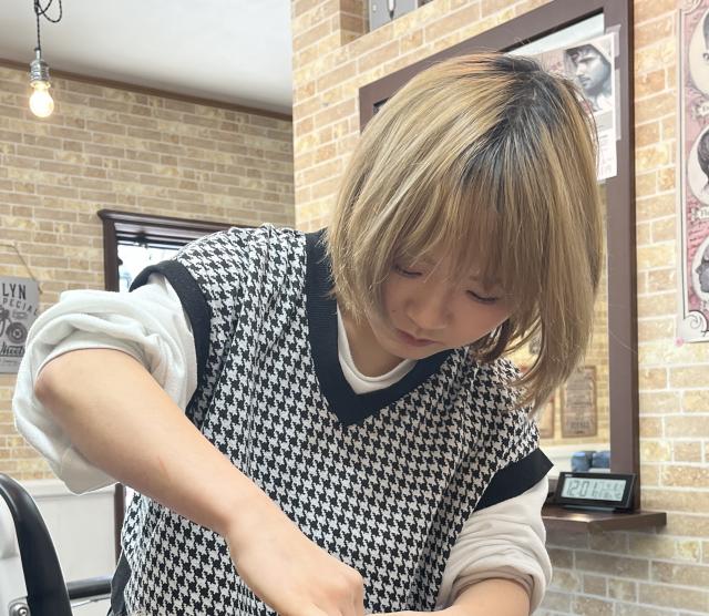 有松奈津樹