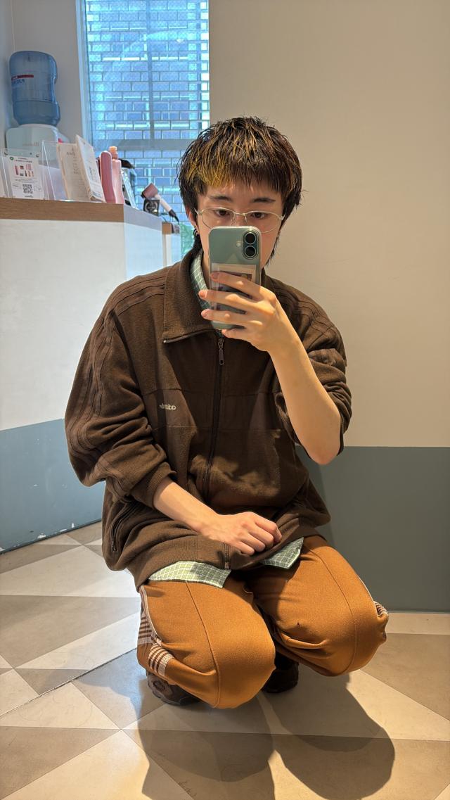 桃崎 晏地