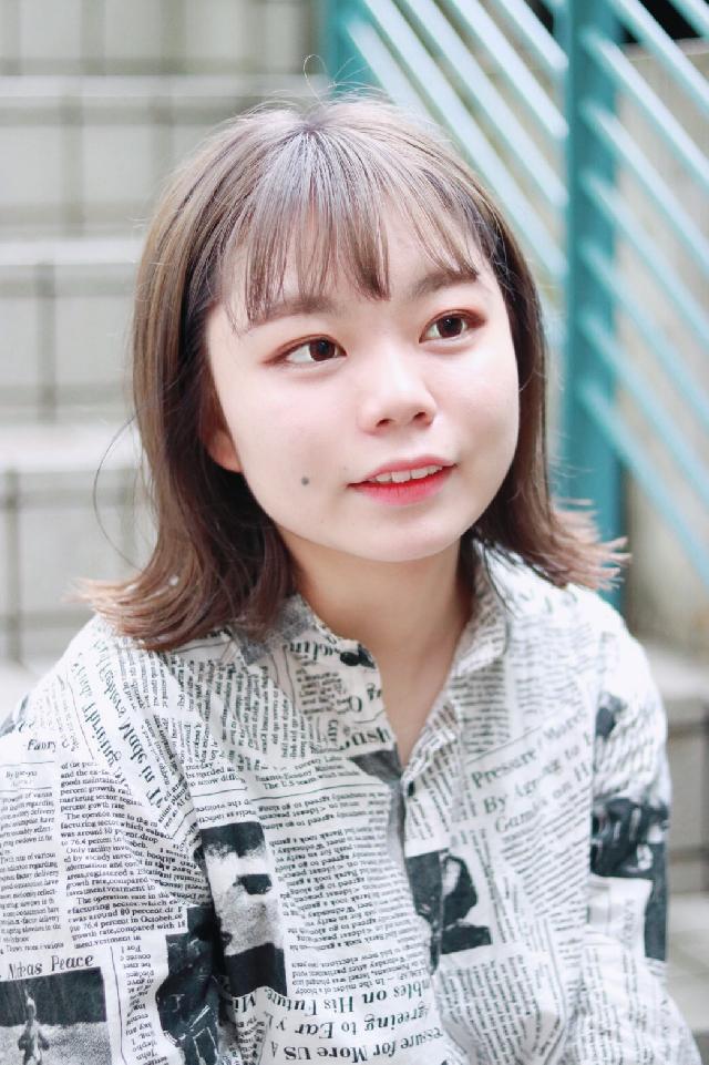まど 2