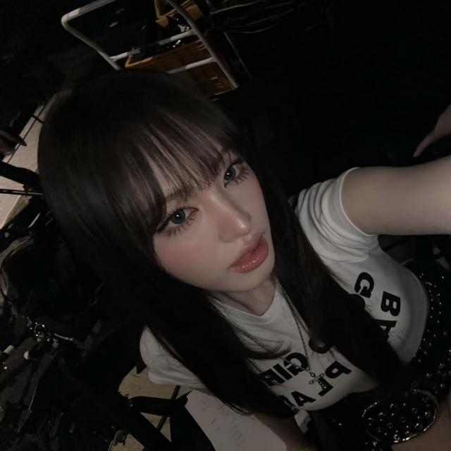 莉音 1