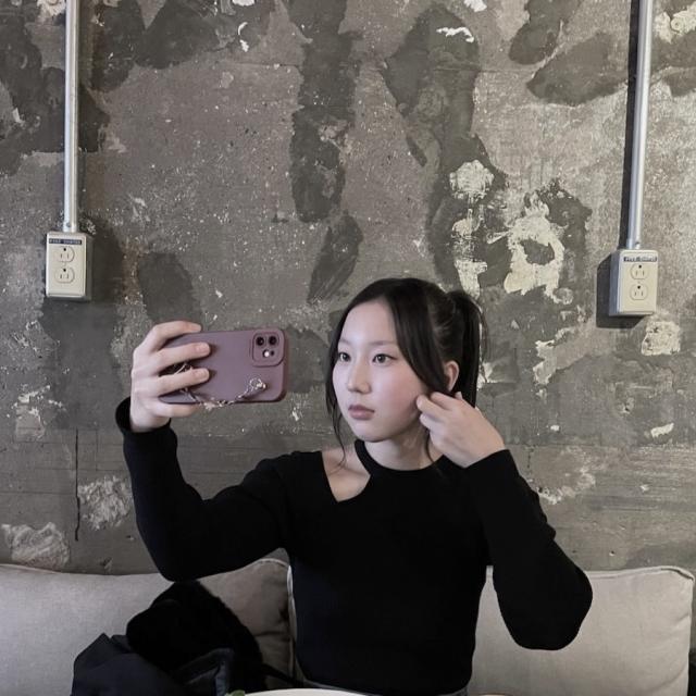 モモ 1