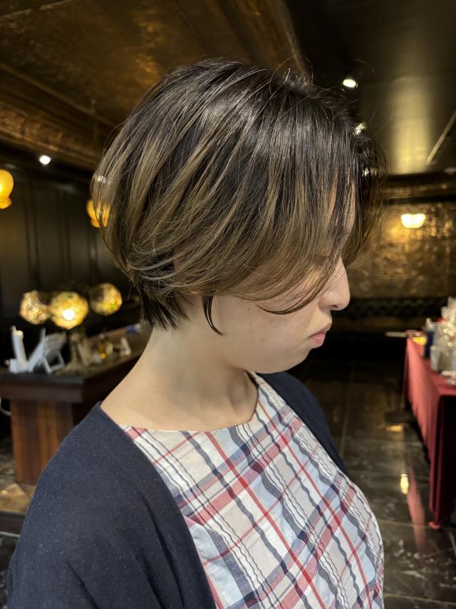 🔥土曜日20:00〜のレディースショートカットモデルさん🔥
料金無料!トリートメント、クイックスパ付き