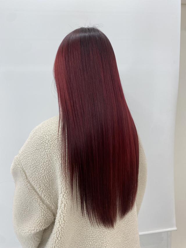 🍷カシスレッドカラー❤️(ブリーチ1回+オンカラー)メンズ/レディース🆗 📍TONI&GUY青山