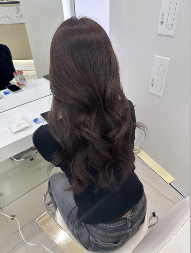 【トーンダウンしたい方⭐️】プレミアムケアカラー➕ケアトリートメント🩵🫧業界最高峰処理剤付き🎀✨️