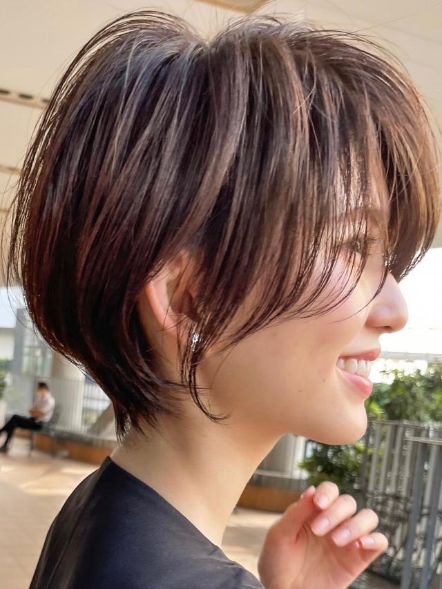 ショートヘアでSNS発信用の撮影モデルさんを募集しております!