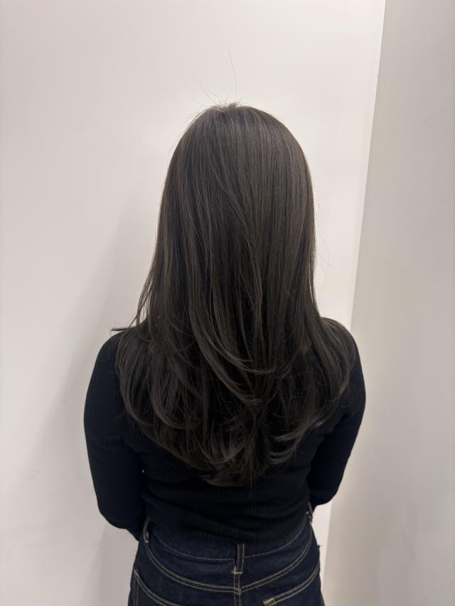 明日‼️3月8日日曜日の19時頃からレイヤーカットをさせて頂けるモデル様募集中!!