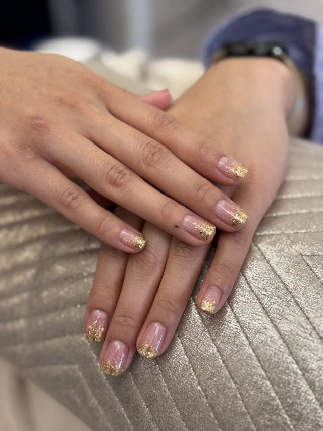 【ジェルネイルモデル募集】甘皮ケア込み/ラメグラ3500円/ワンカラー3800円!