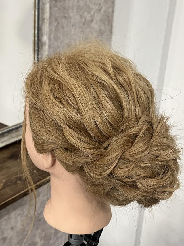 20時以降、ヘアセットモデルさん募集!!