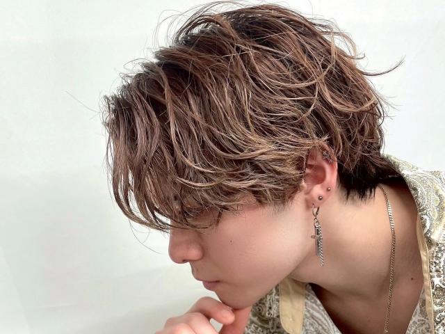 🌺メンズ限定🌺フェザーパーマ(前処理剤付き)+ダメージケアトリートメント✨️