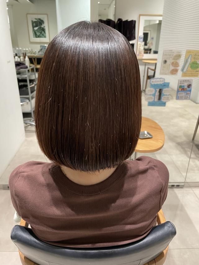9月限定!縮毛矯正モニター4,400円で施術(元値30,800円)手ぐしだけで収まるストレートメニュー