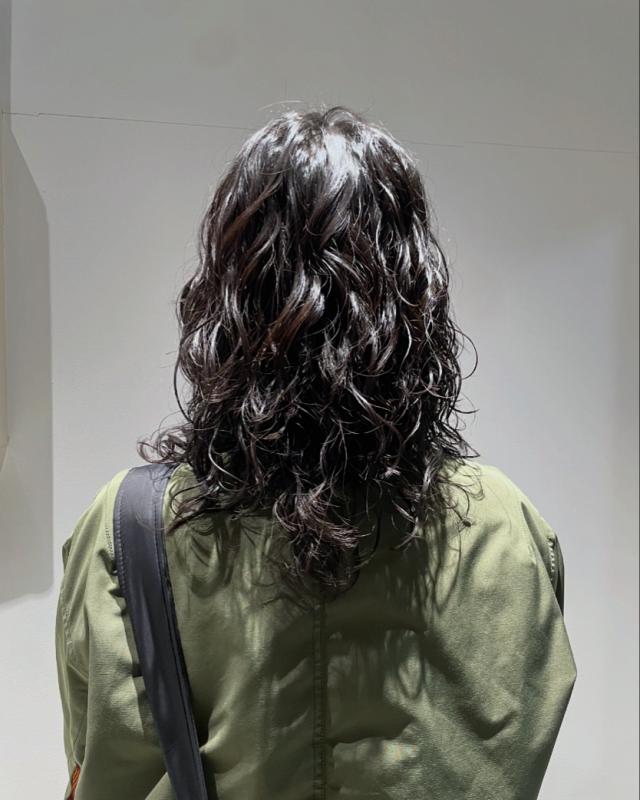 【日中の時間帯】カット&パーマ
ワンカールも◎レディース限定