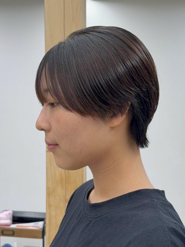 ショートカット《3cm以上切らせてくれる方》+ケアカラー+4stepプレミアムトリートメント