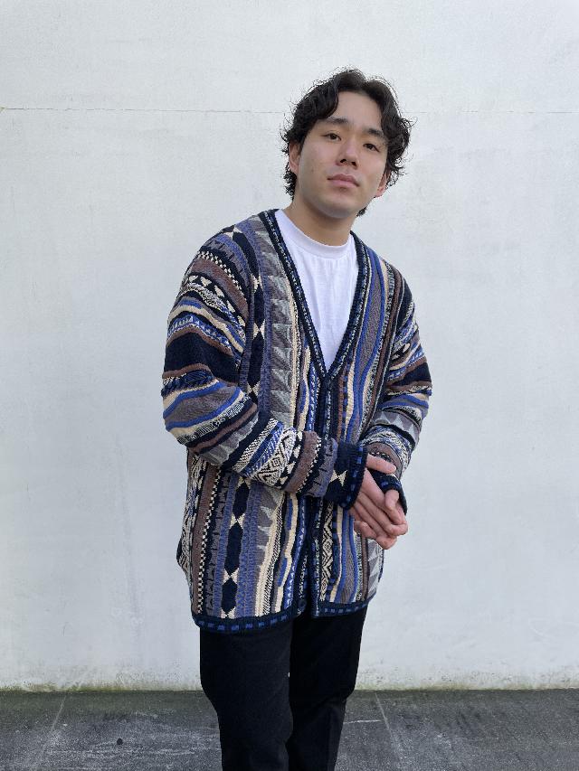 水曜、木曜 20時〜
土曜、日曜 19時〜
月曜、火曜時間相談
パーマかけたい方ぜひ!