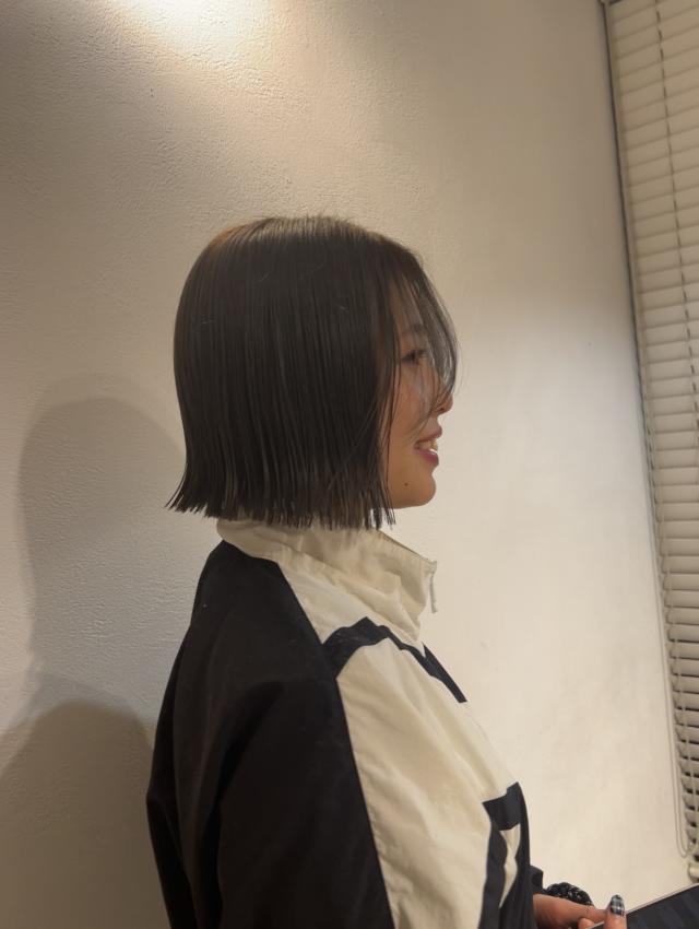 平日20時〜 土日祝19時〜
カットモデル募集! 3stepトリートメント付き
ショートヘアにしたい方限定