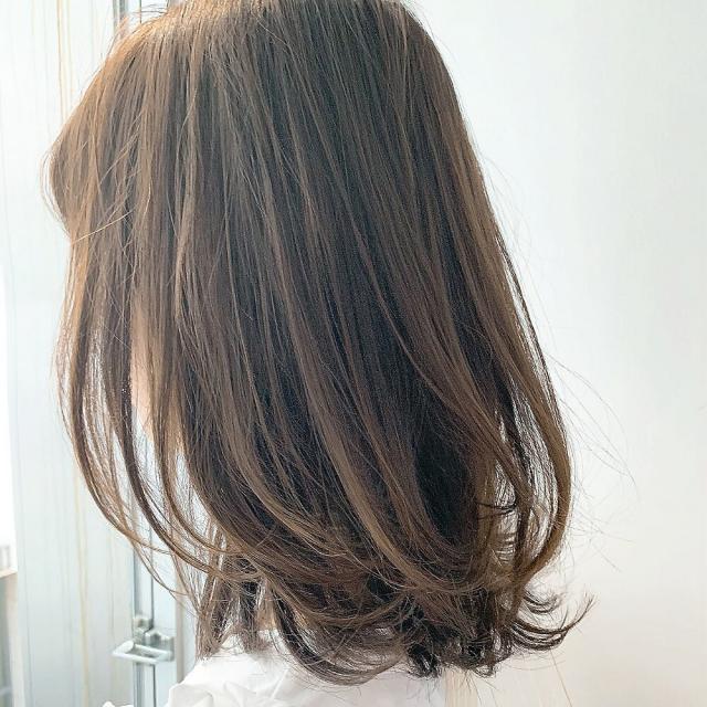 潤い、艶カラー♪髪内部補修、セラミドやケラチンなどの保護成分配合の2ステップトリートメント付