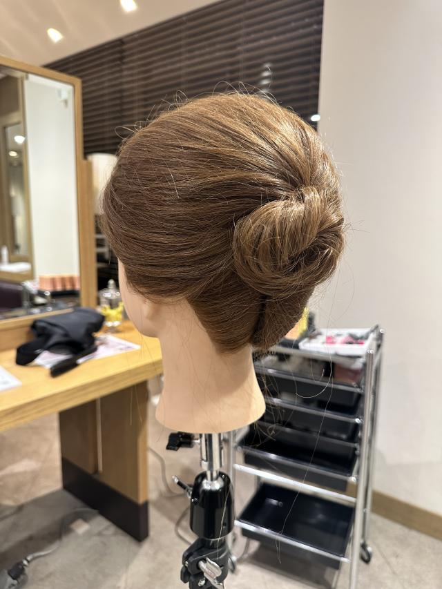 18時30分からヘアセットのモデルさんを募集中!