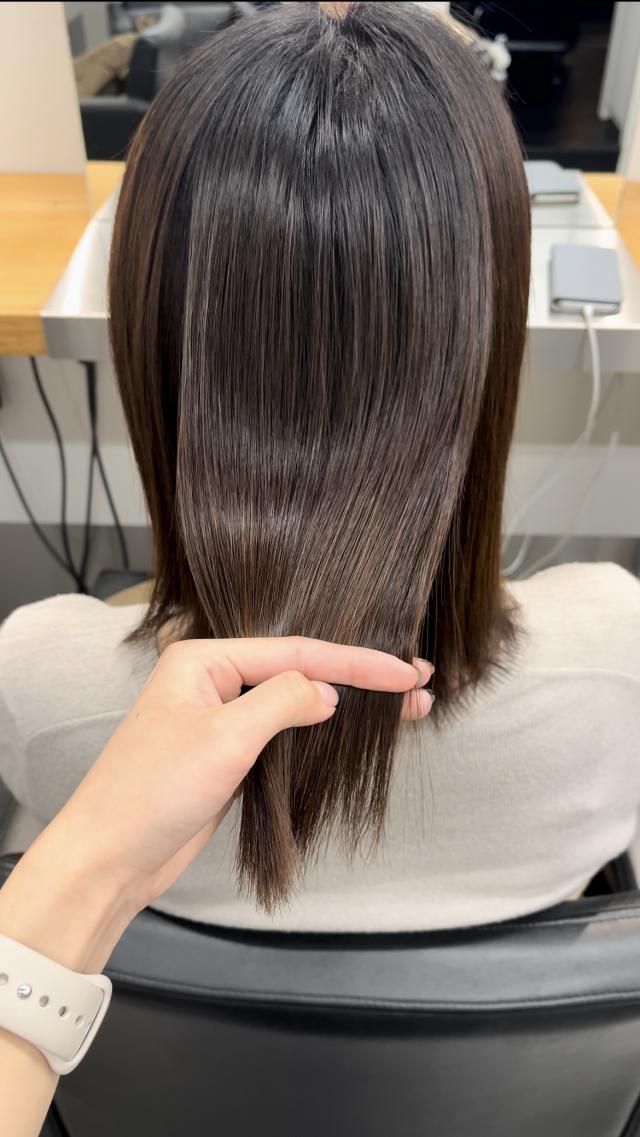 毎週木曜日限定ストレートパーマモデル
一律3000円!