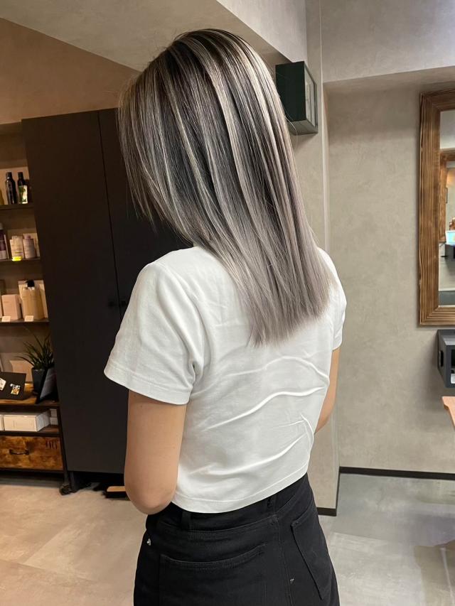 ✨外国人風バレイヤージュカラーモデルさん募集⭐️
20時〜スタート!!!